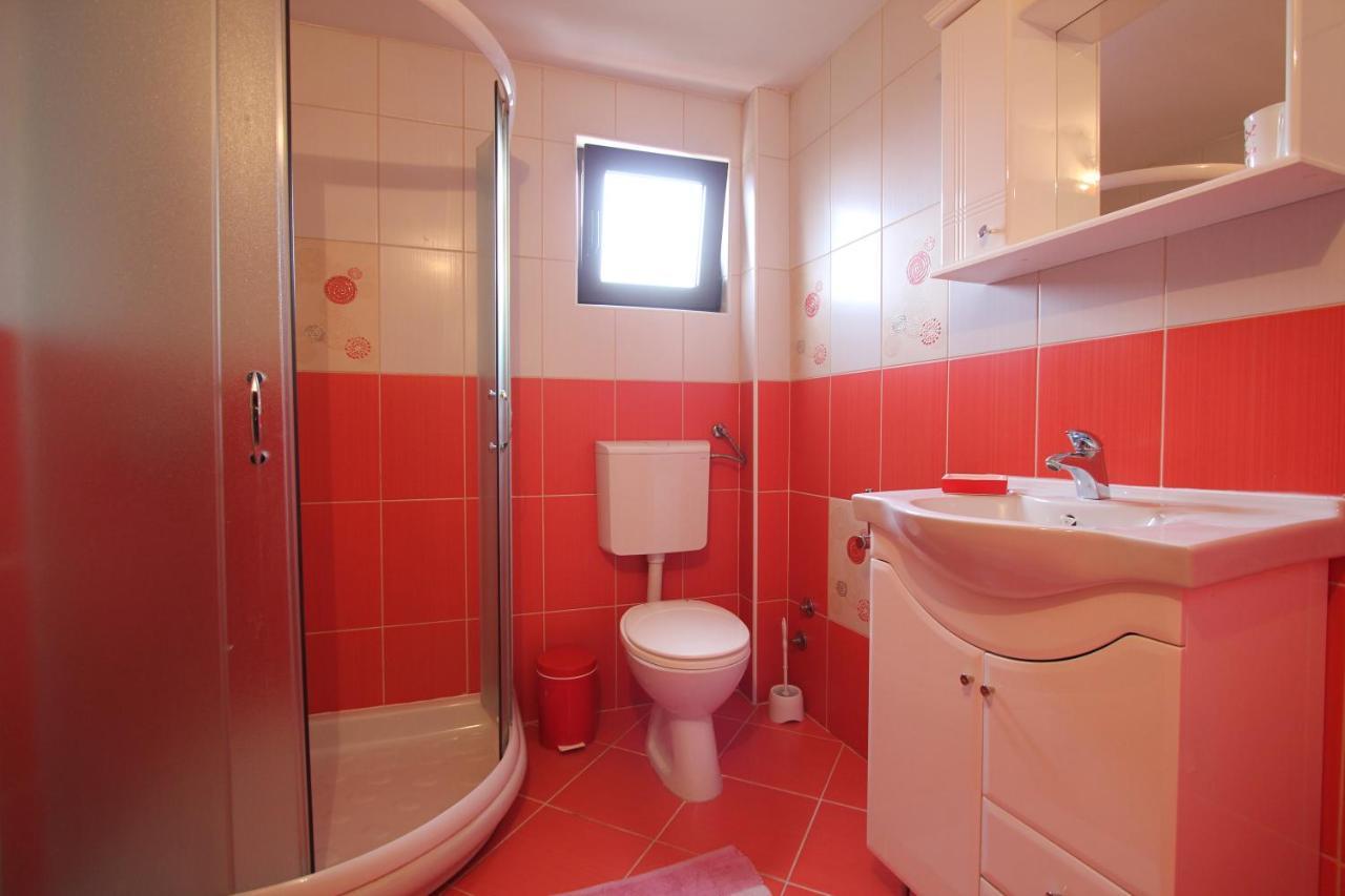 Apartmani Visnja ズラティボール エクステリア 写真
